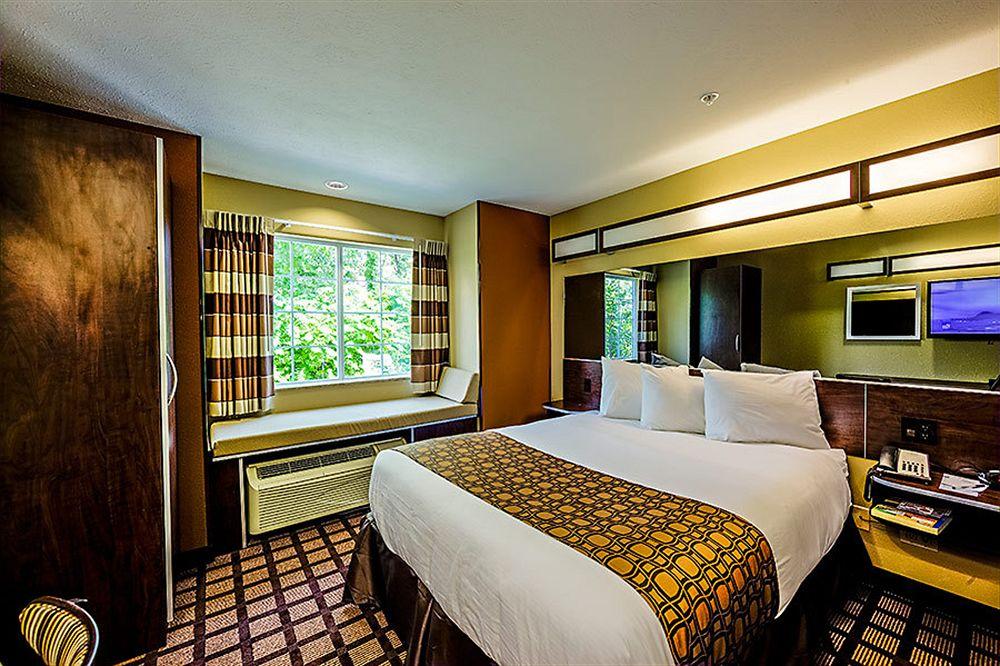 Microtel Inn And Suites North Canton Esterno foto