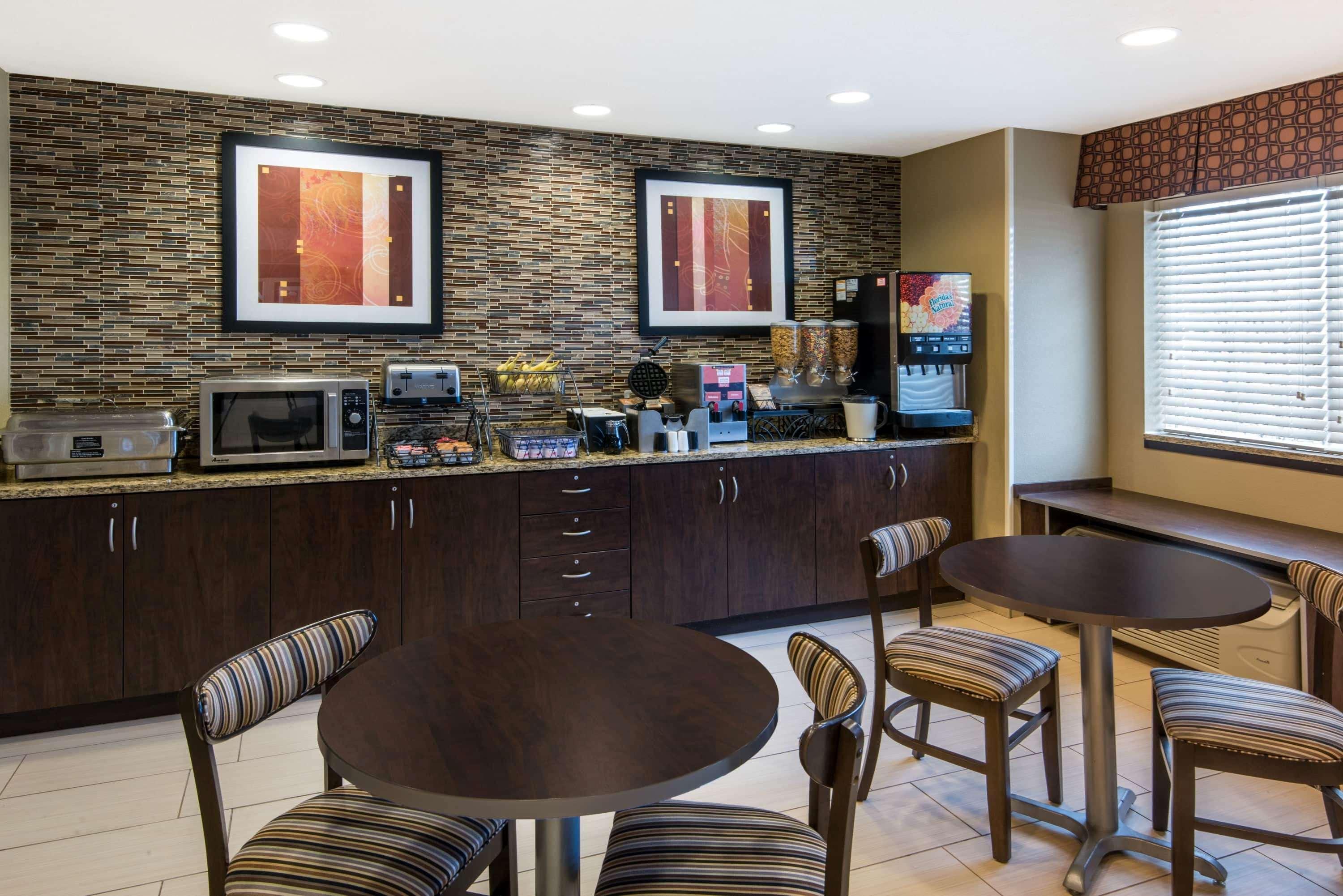 Microtel Inn And Suites North Canton Esterno foto