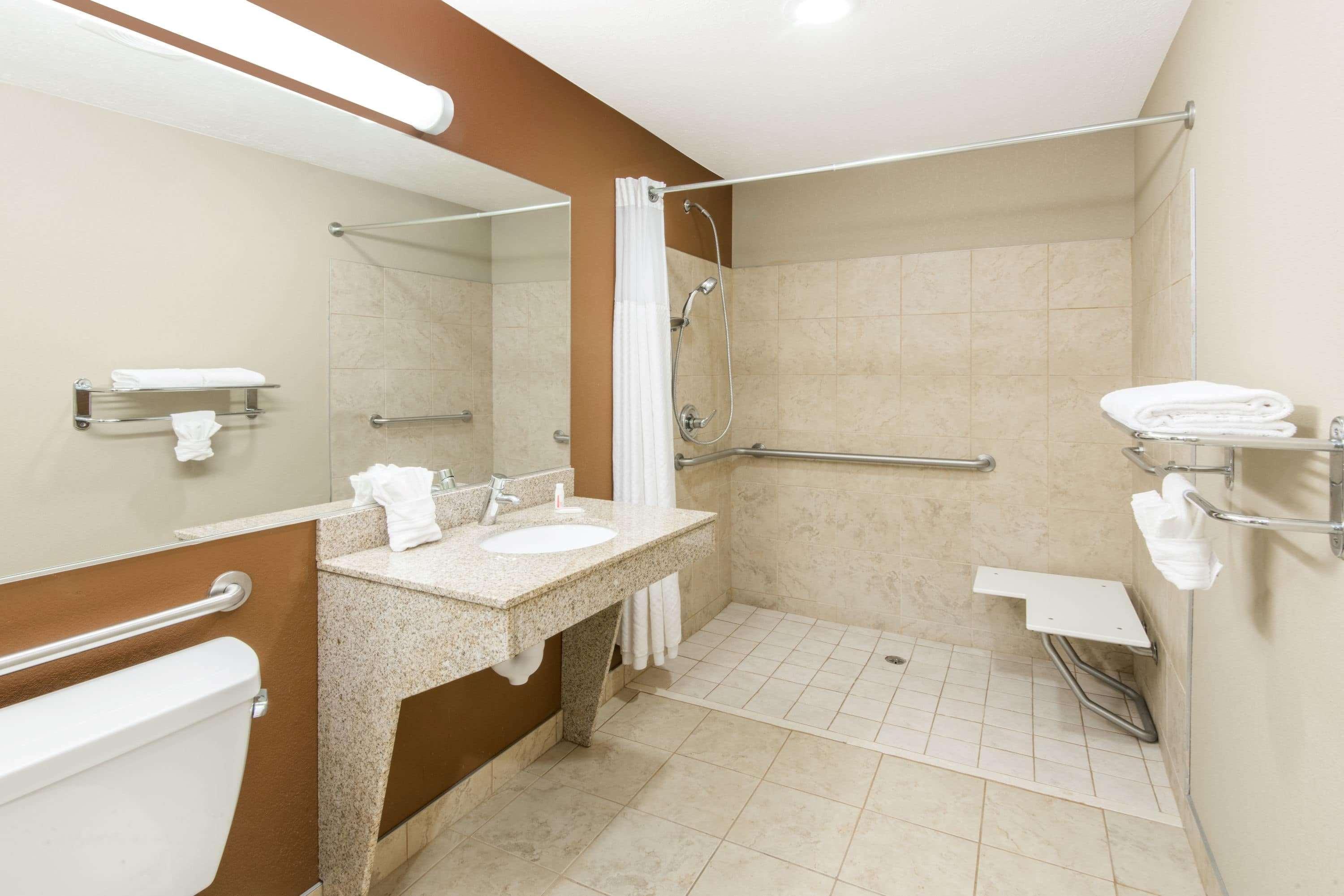 Microtel Inn And Suites North Canton Esterno foto