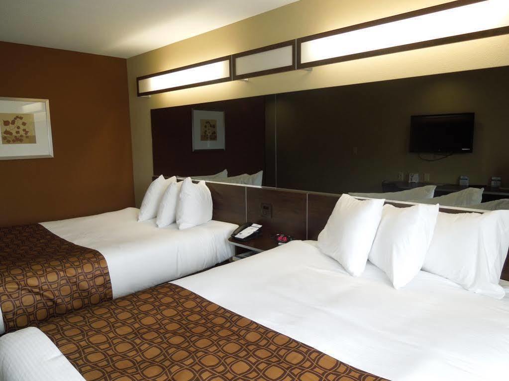 Microtel Inn And Suites North Canton Esterno foto